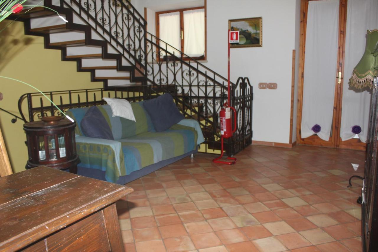 Supino Agriturismo Il Castagneto מראה חיצוני תמונה